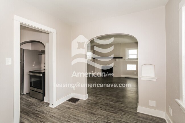 Foto del edificio - 443 W Hillcrest Ave