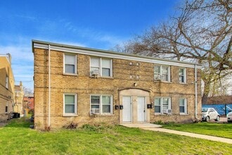 Building Photo - 7415 N Wolcott Ave