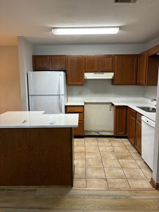 Foto del edificio - Oak Meadow Condo