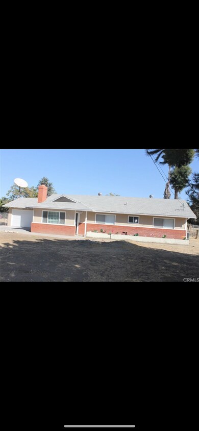 Primary Photo - 25882 Soboba St