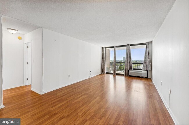 Foto del edificio - 233 S 6th St