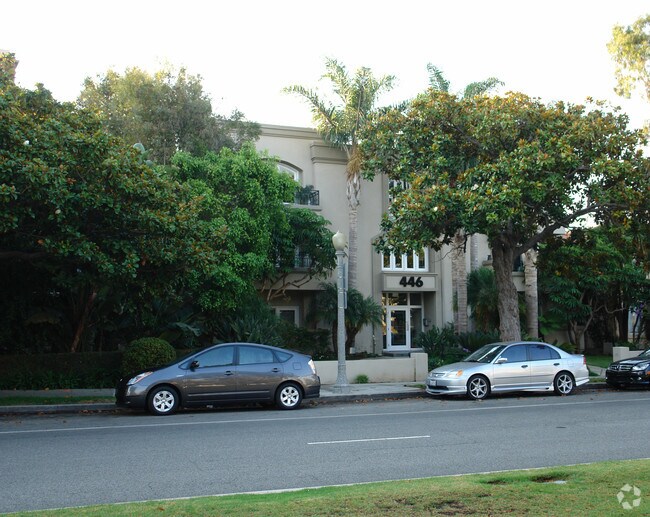 Foto del edificio - 446 San Vicente Blvd