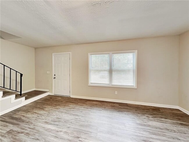 Foto del edificio - 1829 Whitehall Forest Ct SE