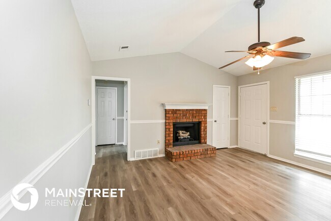 Foto del edificio - 6643 Magnolia Dr