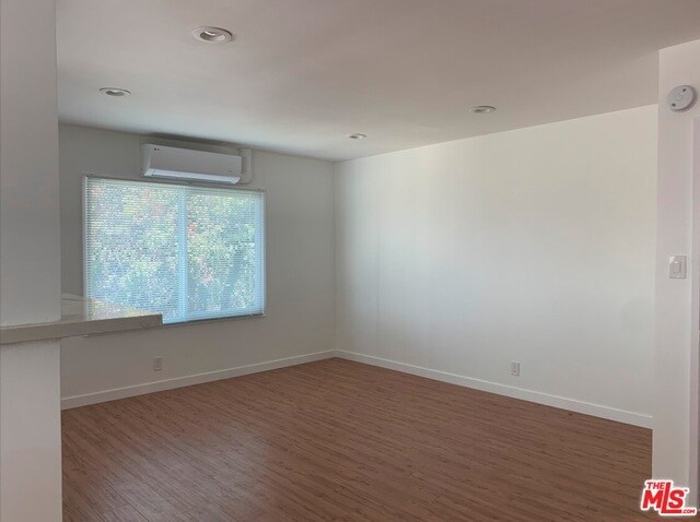 Building Photo - 5757 La Mirada Ave
