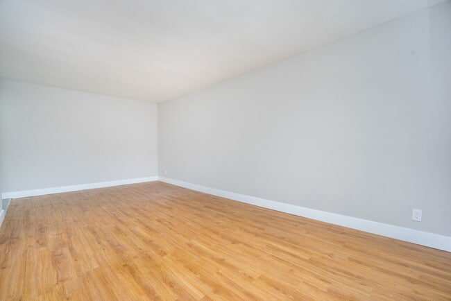 Building Photo - 25 Eccleston Dr