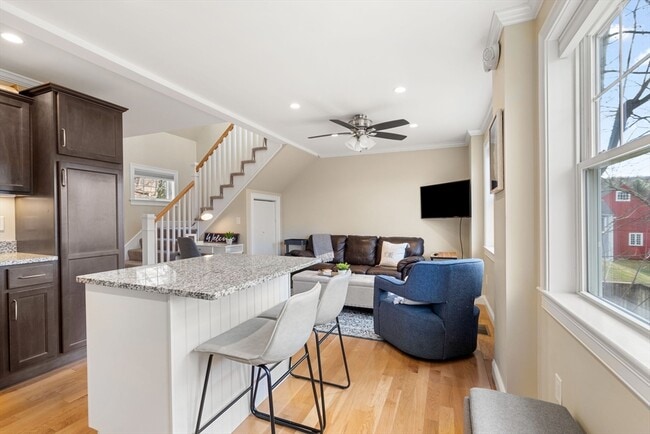 Foto del edificio - 48 Boston Rd