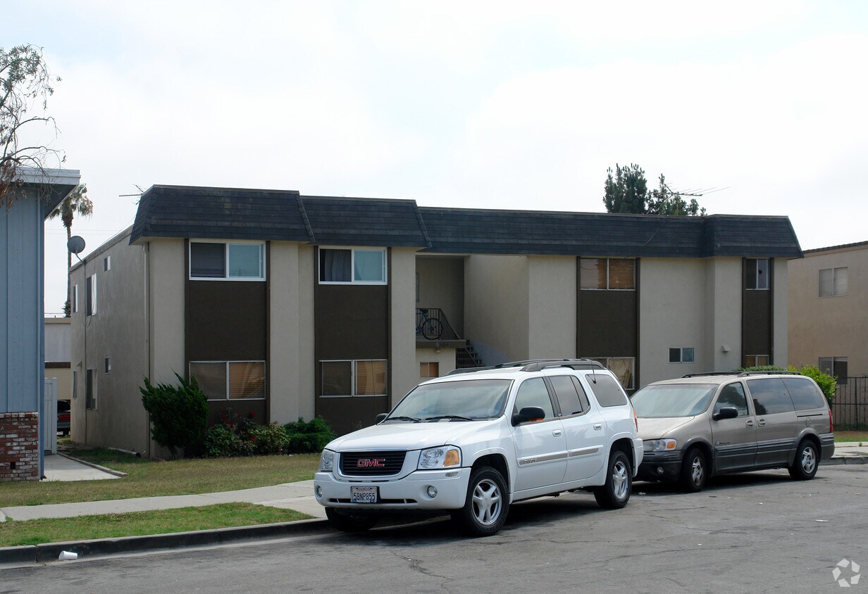 Foto del edificio - 6344 Whipporwill St