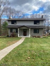 Building Photo - 44 Indian Spring Rd