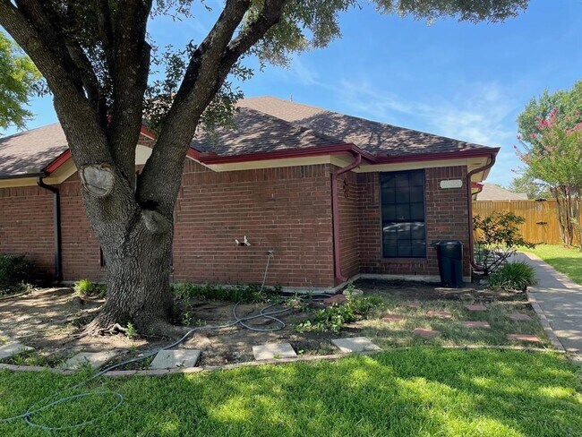 Foto del edificio - 2205 Prairie Creek Trail