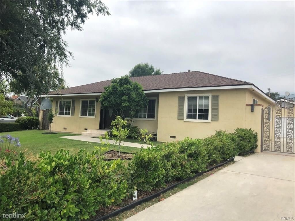 Primary Photo - 4 br, 2 bath House - 1563 3rd St