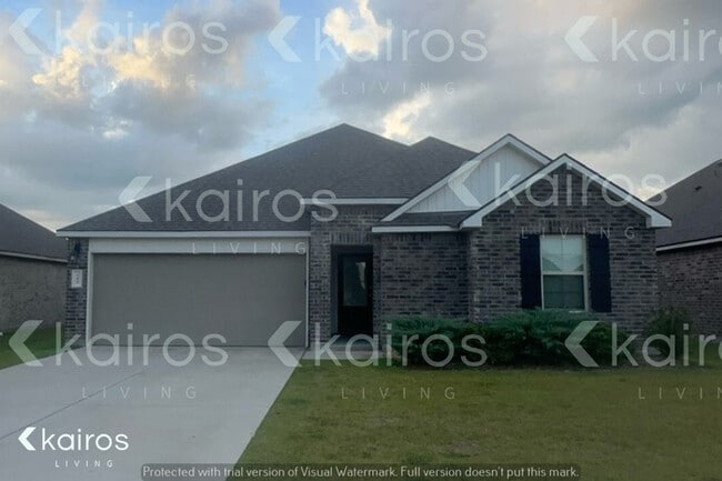 Building Photo - 405 Mango Dr