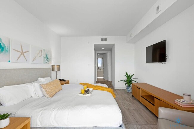 Foto del edificio - 2602 E Hallandale Beach Blvd