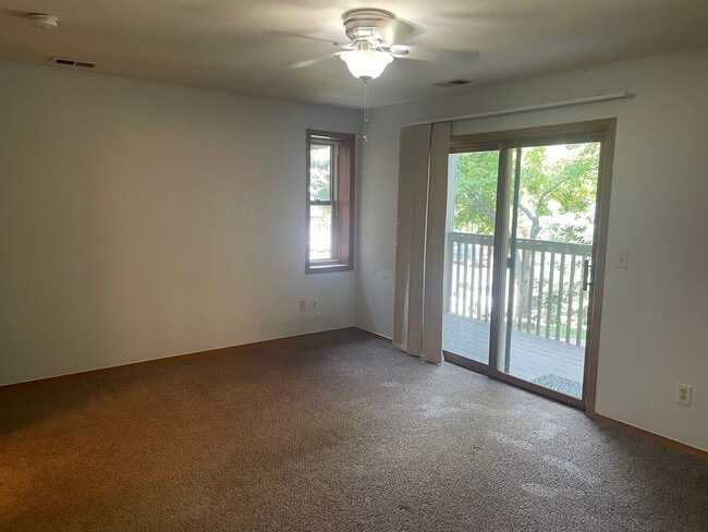 Building Photo - AMAZING LOCATION 3 Bed 2.5 Bath Townhome in Boulder near Campus