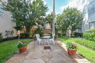 Building Photo - 2333 Bering Dr