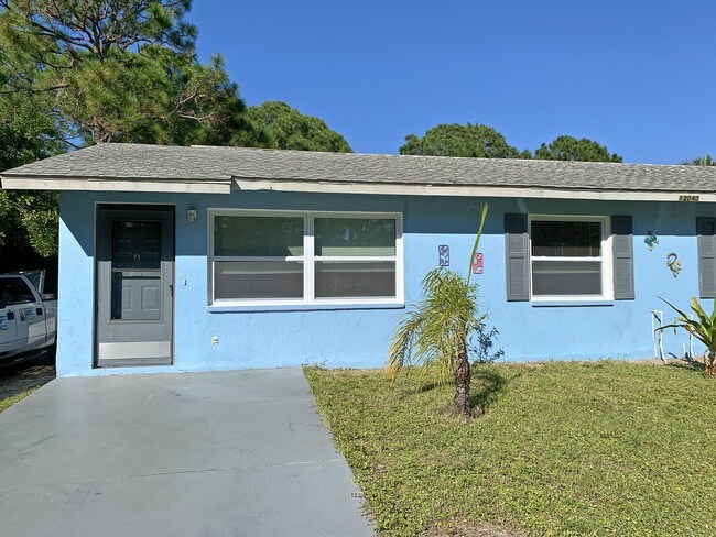 Foto del edificio - 12040 Henley Ave