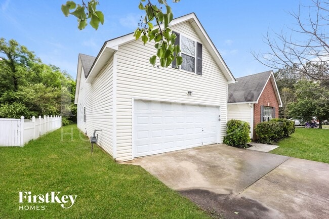 Building Photo - 6255 Lamp Post Pl