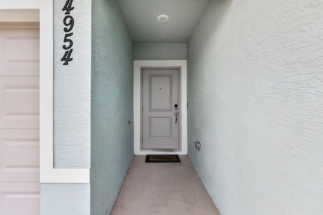 Building Photo - 4954 Armina Pl