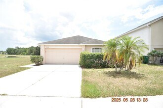 Building Photo - 30634 Birdhouse Dr