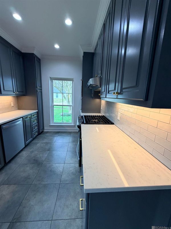Foto del edificio - 15814 Woodwick Ave
