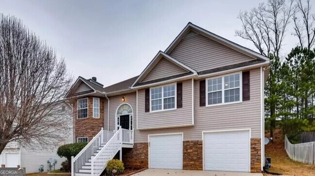 Building Photo - 1436 Buckingham Pl