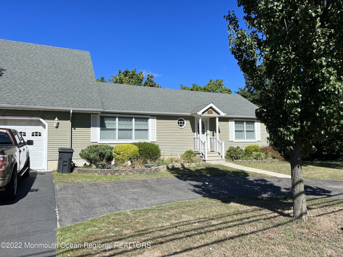 274 Cherry Quay Rd, Brick Township, NJ 08723 House Rental in Brick