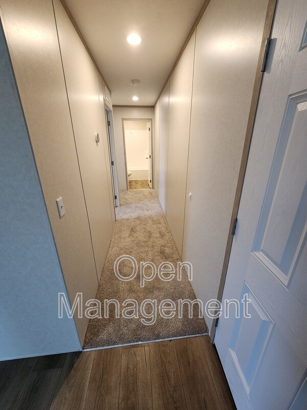 Foto del edificio - 1901 First St