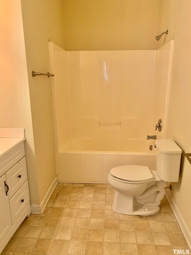Foto del edificio - 2448 Ashton Park Ln