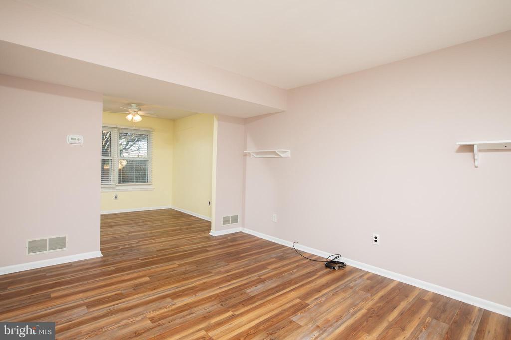 Foto principal - 225 Cedar Dr