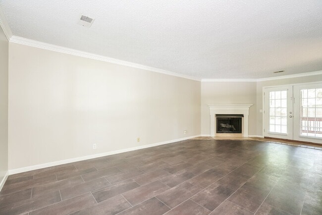 Foto del edificio - 3413 Westcliffe Ct