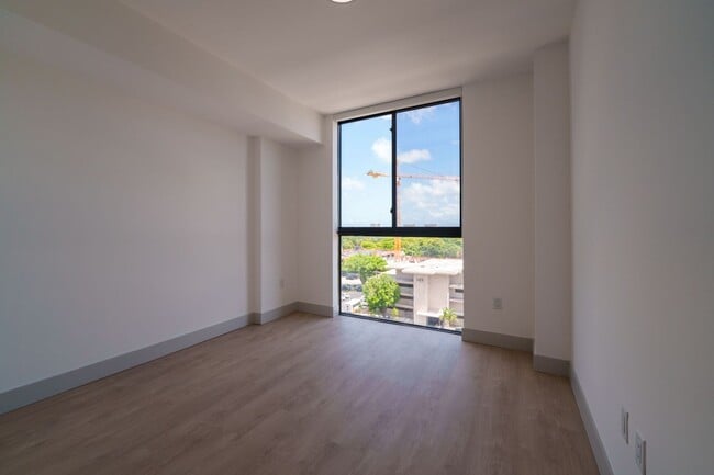 Interior Photo - Gardens Residences