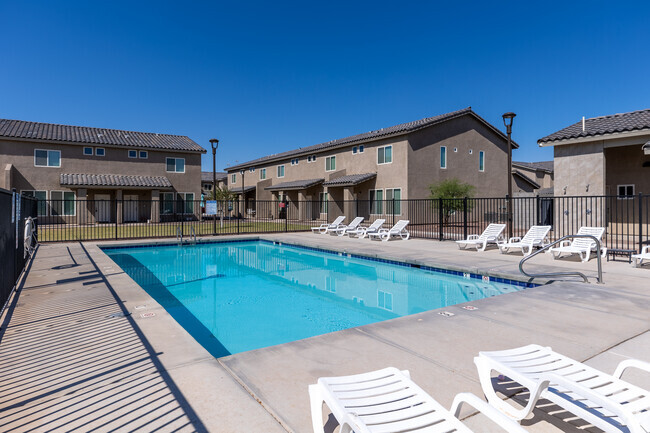 Pool - Desert View Villas