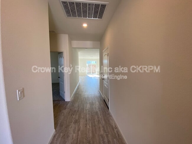 Building Photo - 2898 Tostalinda Dr