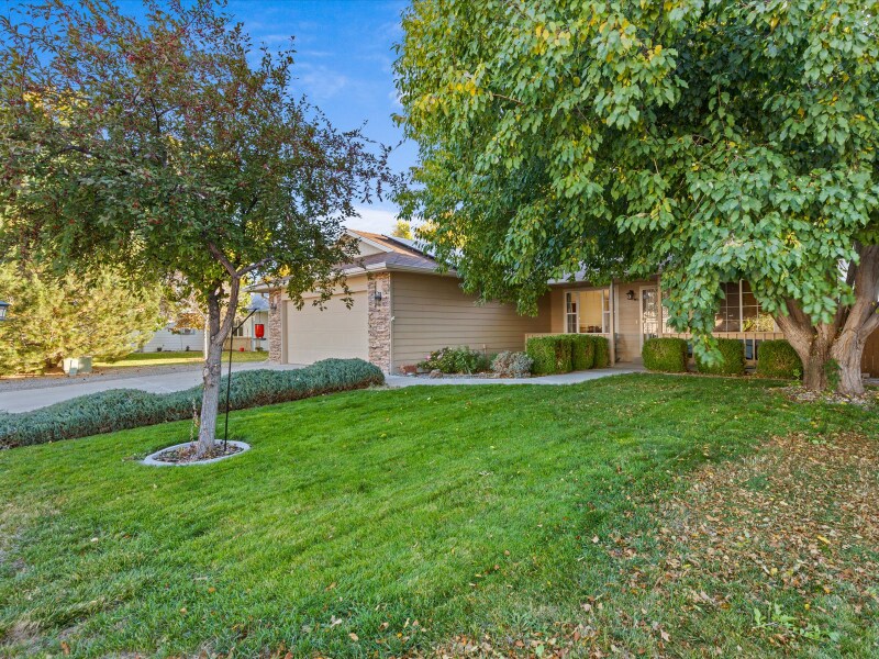Primary Photo - 418 Gold Rush Dr