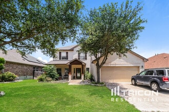 Building Photo - 312 Nogales Ln