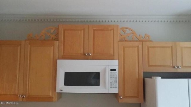 Foto del edificio - 319 E Church St