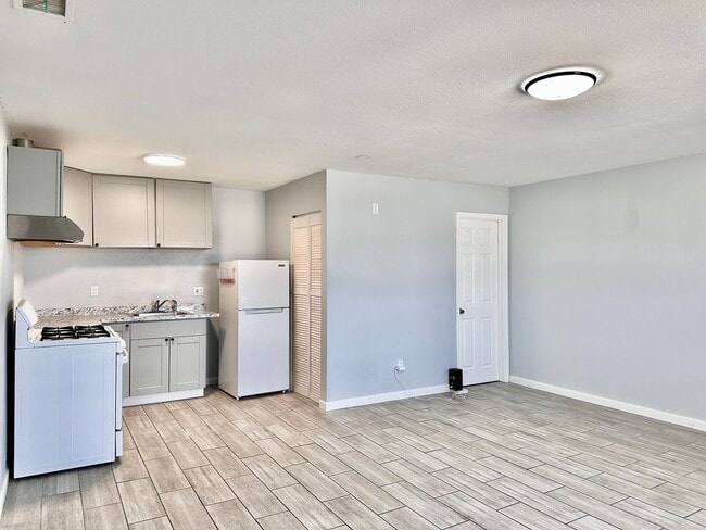 Photo - 27390 Alessandro Blvd Apartment