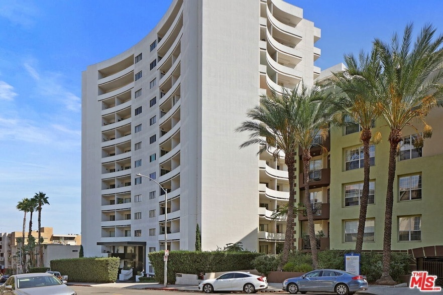Photo - 7250 Franklin Avenue Unit 414