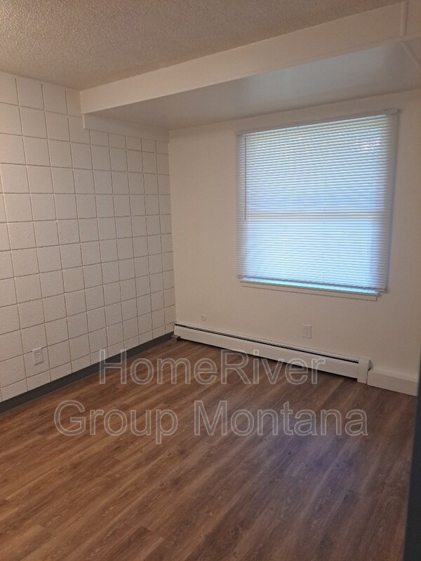 Foto del edificio - 707 SW Higgins Ave