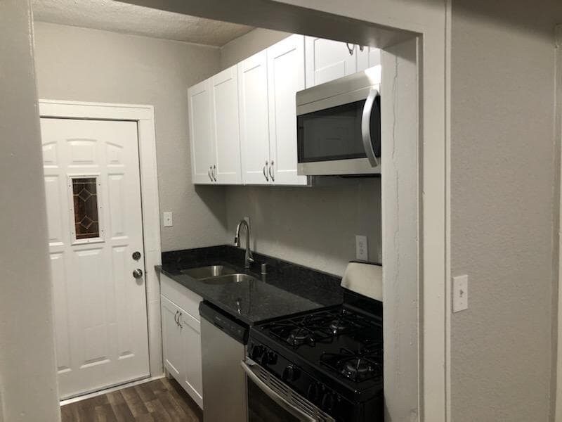 1219 Milwaukee Ave, South Milwaukee, WI 53172 Apartments in South