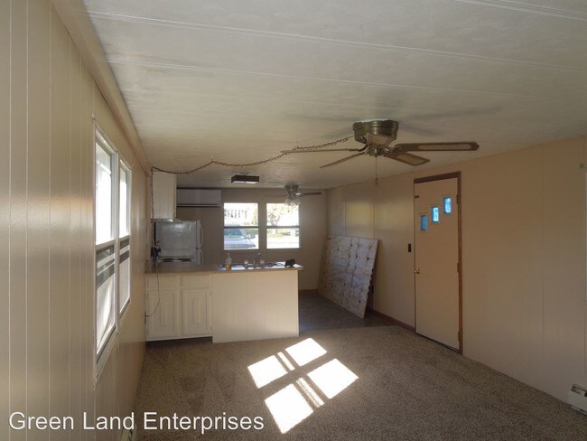 Building Photo - 13588 Dunnings Hwy