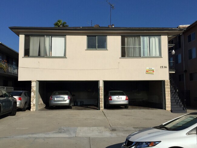 Building Photo - 1536 S Fairfax Ave
