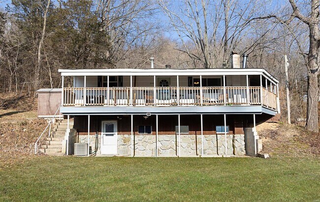 Building Photo - 2445 Hawkhaven Dr