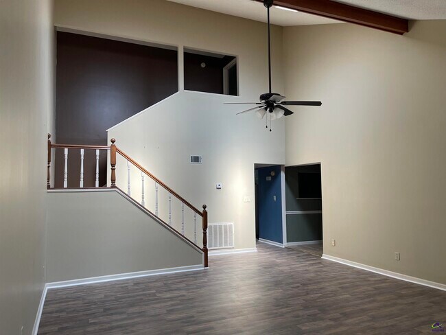 Foto del edificio - 104 Williamsburg Ave