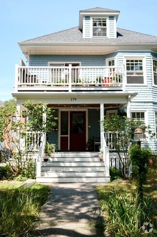 Building Photo - 179 Dartmouth st