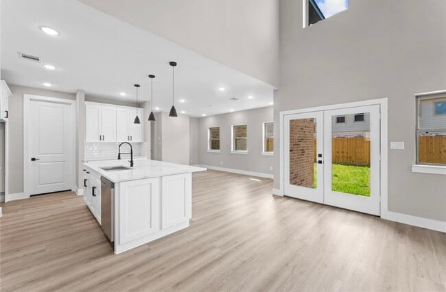 Building Photo - 2614 Martinas Ct