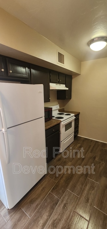 Foto del edificio - 3932 E Hayhurst Ln