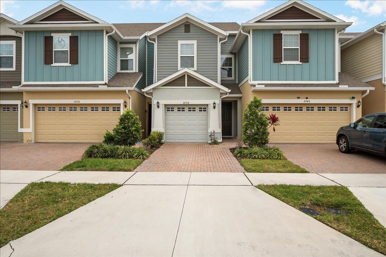 5738 Spotted Harrier Wy, Lithia, FL 33547 House Rental in Lithia, FL