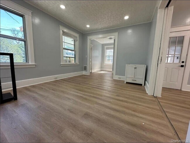 Foto del edificio - 15 Forbus St