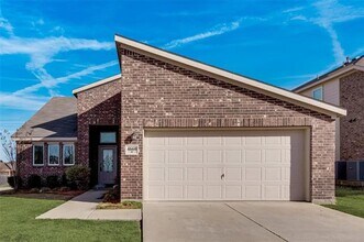 Building Photo - 4660 Elderberry St